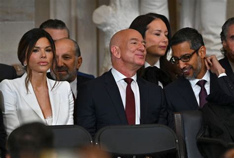 Backlash Against Jeff Bezos' Fiancee