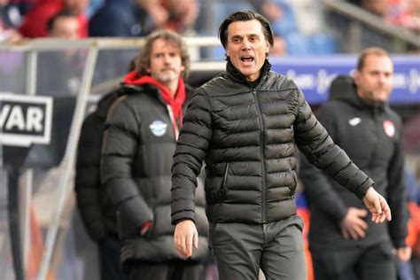 Montella Başakşehir Maçında